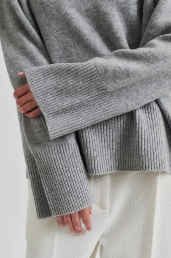 Alpha Knit O-Neck, grey melange Neuleet Ja Neuletakit|Uutuudet