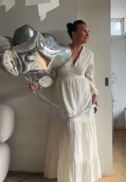 - Umi maximekko, off-white Juhlavaatteet|Mekot Ja Hameet