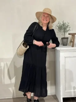 Discount - Umi maximekko, black Mekot Ja Hameet|Juhlavaatteet