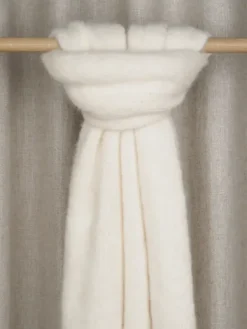 Angeles paksumpi huivi, cream Huivit Ja Kaulurit