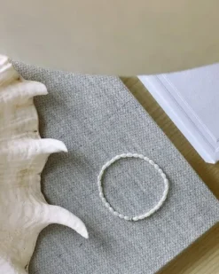 New Evia rannekoru, kulta Joyem