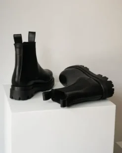 Sale - Lill karvavuorelliset nilkkurit, musta Saappaat Ja Nilkkurit