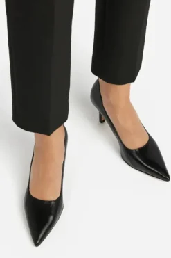 Clearance - Roberta Black Leather korkkarit Korkokengät Ja Ballerinat