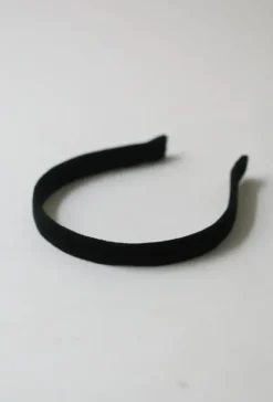 Online Gauhar - hiuspanta sametti ohut, musta Hiusasusteet