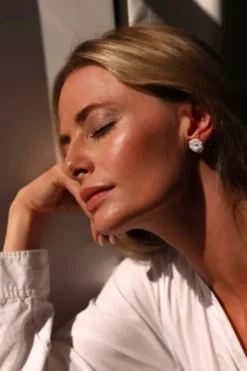 Best Gauhar - korvakorut, KESHI kukka Gauhar Helsinki