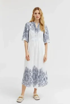 Online - Hali pitkä mekko, white/blue Mekot Ja Hameet|Juhlavaatteet