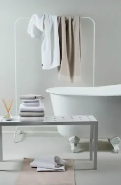 New - Love kylpyhuoneen matto, mother of pearl 50x80cm Kylpyhuonetekstiilit