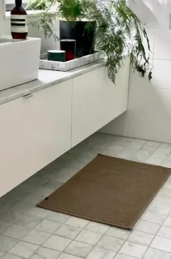 Best - Love kylpyhuoneen matto, Driftwood 50x80cm Kylpyhuonetekstiilit