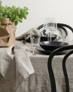 Best - raidalliset pellavaservetit (4pl), kohl/natural Keittiötekstiilit