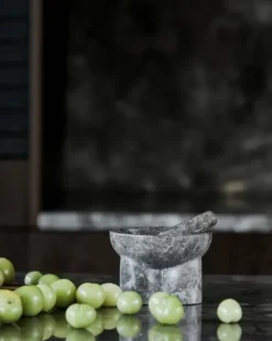 Hot - Mortteli Astiat