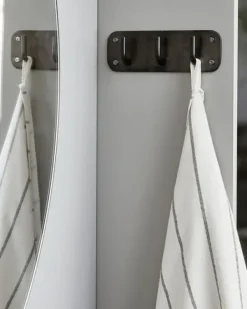 Discount - Pati pikkunaulakko, musta Säilytys