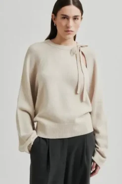 Sale Joline Knit O-Neck, pumice stone Neuleet Ja Neuletakit|Uutuudet