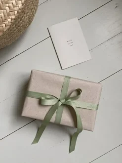 Clearance - Hello little one -kortti Kortit