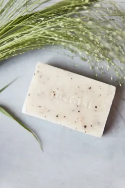 Discount - kuoriva palasaippua, sesam Kosmetiikka