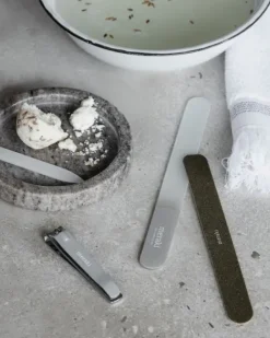 Hot - kynsiviila, harmaa Kosmetiikka|Kylpyhuonetarvikkeet