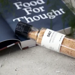 New - Salt, garlic & red chili pepper Nicolas Vahé