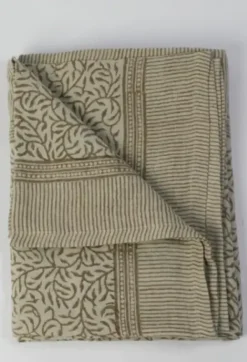 New - Felicie pöytäliina 150x300 Keittiötekstiilit