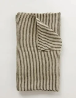 Discount - Raidallinen pöytäliina 150x300 Keittiötekstiilit