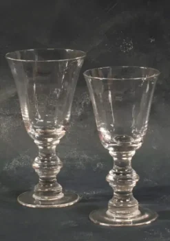 - Vermeer valkoviinilasi Astiat