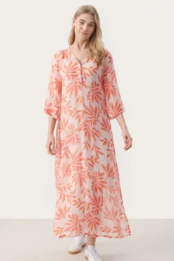 - Berit mekko, potpourri delicate Mekot Ja Hameet