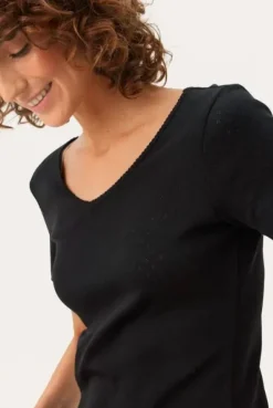 Outlet - June t-paita, black Paidat Ja Topit