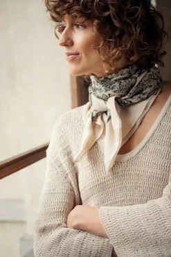 Online - Loui huivi, French Oak Paisl Huivit Ja Kaulurit