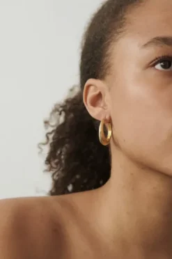 Sale - Large Globe Huggies, kulta Korvakorut