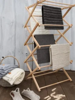 - puinen pyykkiteline, korkea Kodinhoito|Säilytys