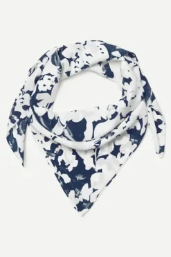 Best - Hailan silkkihuivi, Flora blue Huivit Ja Kaulurit