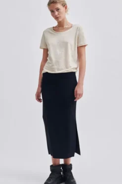 Outlet - Peony t-paita, french oak Paidat Ja Topit