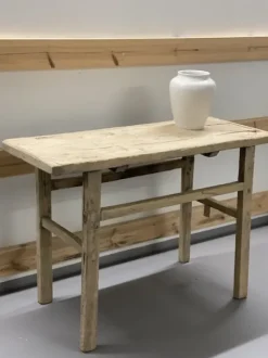 Sale - lyhyt sivupöytä #968, natural Vanhat Puuhuonekalut