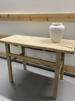 Sale - lyhyt sivupöytä #968, natural Vanhat Puuhuonekalut