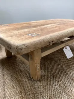 Hot – matala pikkupöytä #910, natural Vanhat Puuhuonekalut