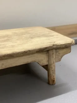 Sale – matala pikkupöytä #971, natural Vanhat Puuhuonekalut
