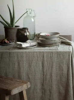 - Marion pellavapöytäliina 145x270, dune Keittiötekstiilit