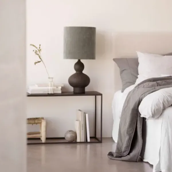 Best – pöytävalaisin curve, savu Valaisimet