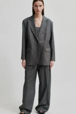 Sale Waleria bleiseri, black Bleiserit Ja Liivit|Juhlavaatteet