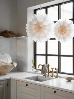 Discount - Lotus 60 tähti, valkoinen Paperitähdet